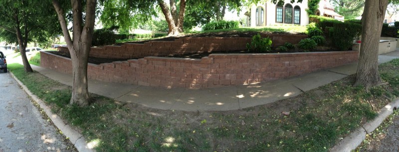 retaining wall in front yard panoramic